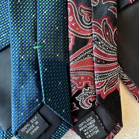 EUC 100% silk tie bundle - Picture 4 of 6